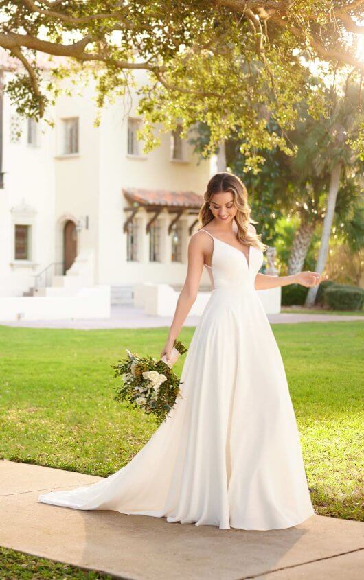 Information About Barrie Wedding Gowns.